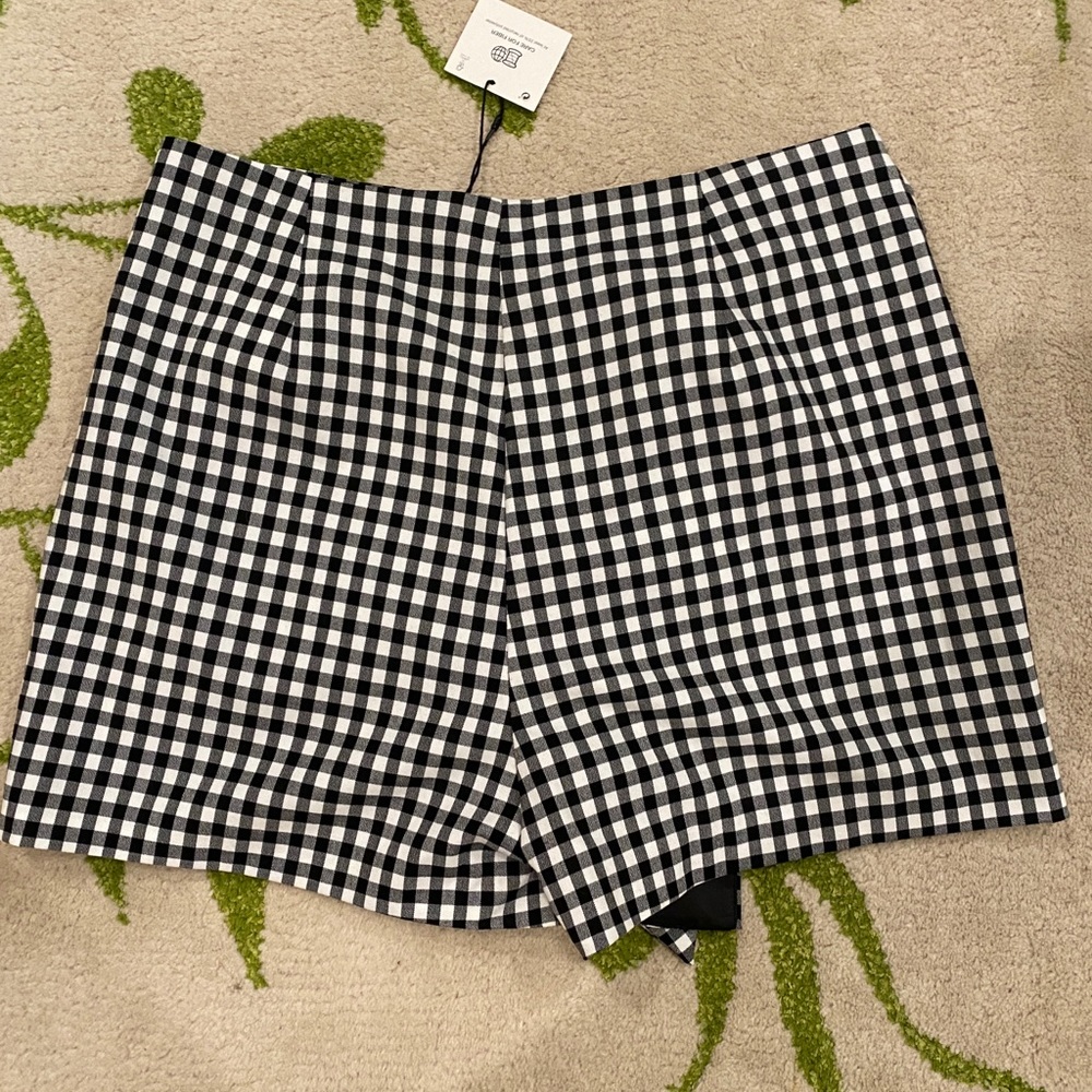 Zara Skort!